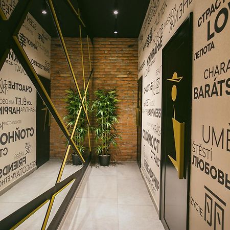Hotel Kole Cacak Bagian luar foto